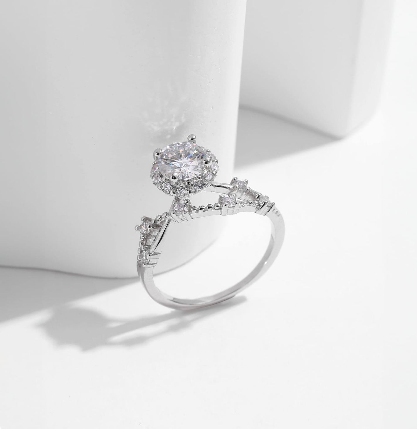Anillo Victoria