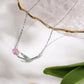 Collar Lily